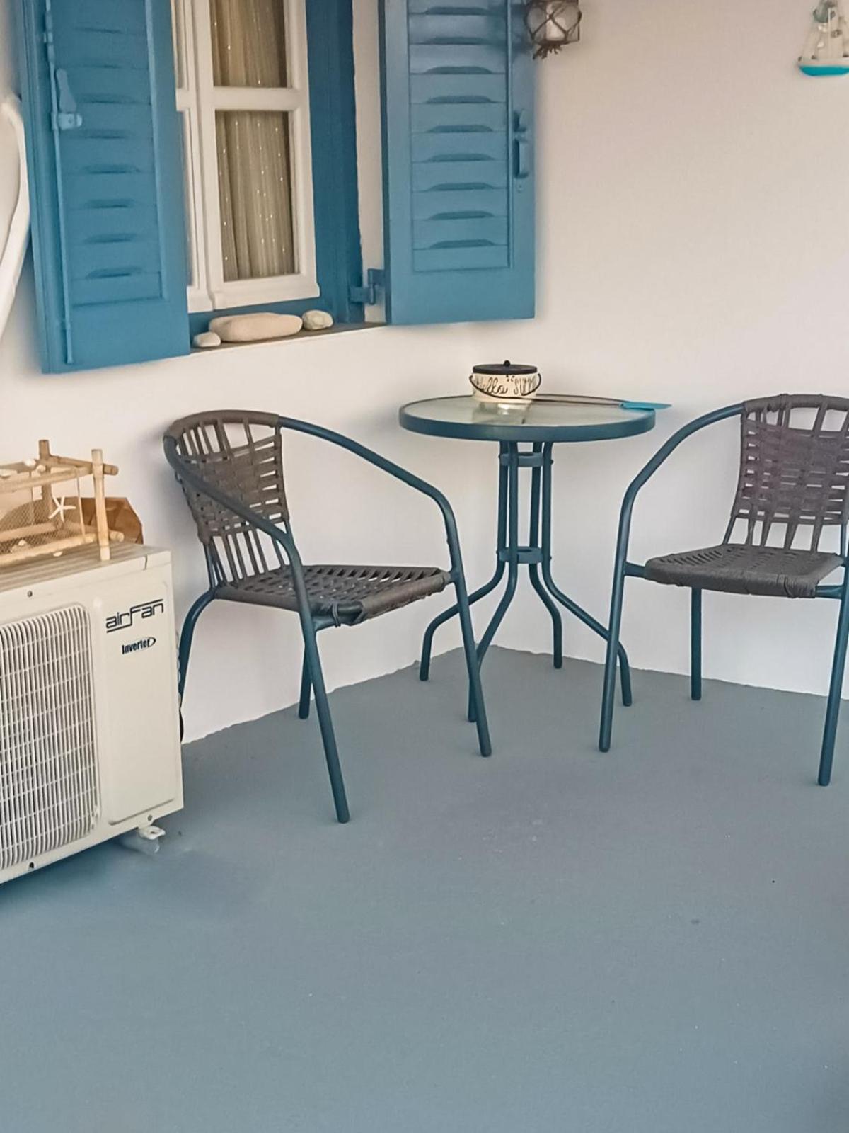 Seaside Residence Kiki Prassa,Kímolos エクステリア 写真
