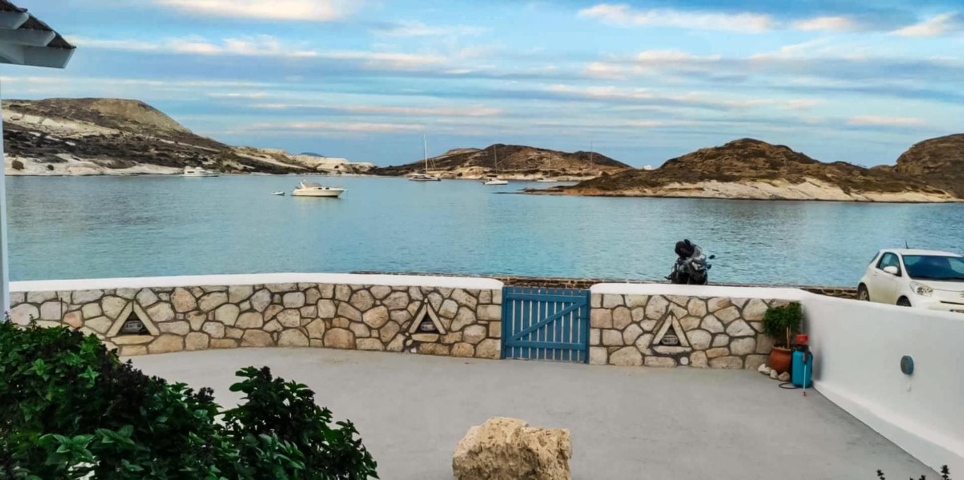Seaside Residence Kiki Prassa,Kímolos エクステリア 写真
